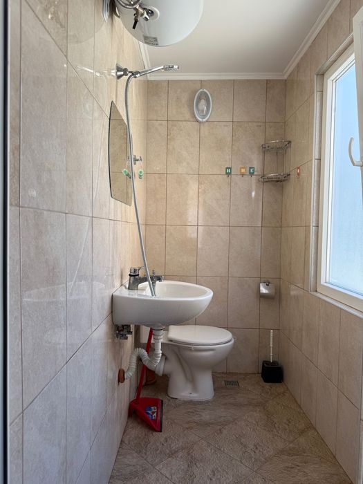 Дава се под наем Едностаен апартамент в Пловдив, Кършияка - 30 кв.м за 178.5 € - Снимка #2