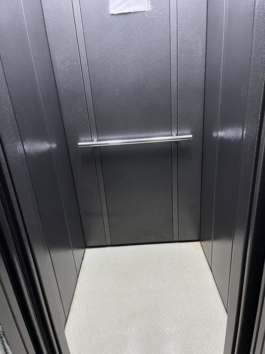 Продам 2 к квартиру ул планировки, в районе 8 мкр, 101 стр бригады