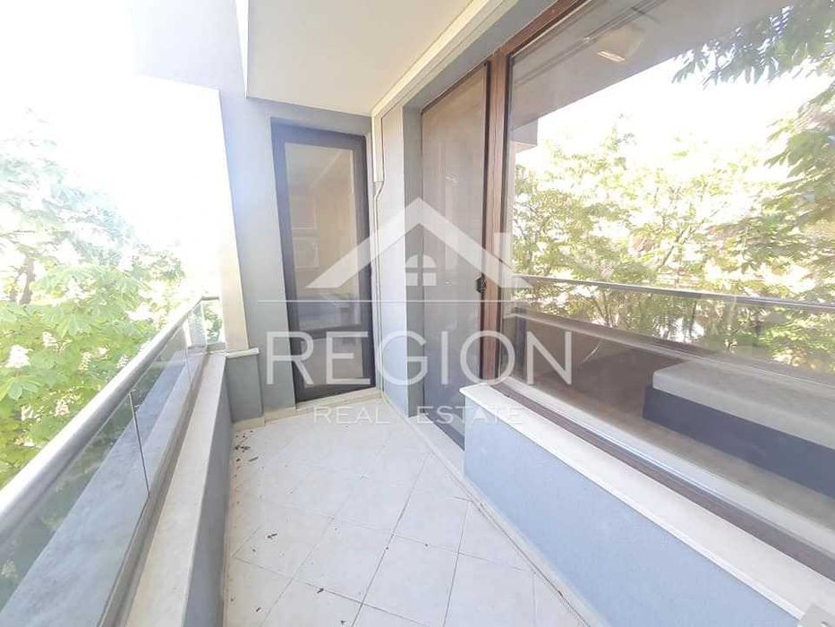 Дава се под наем Тристаен апартамент в Варна, Център - 90 кв.м за 612 € - Снимка #7