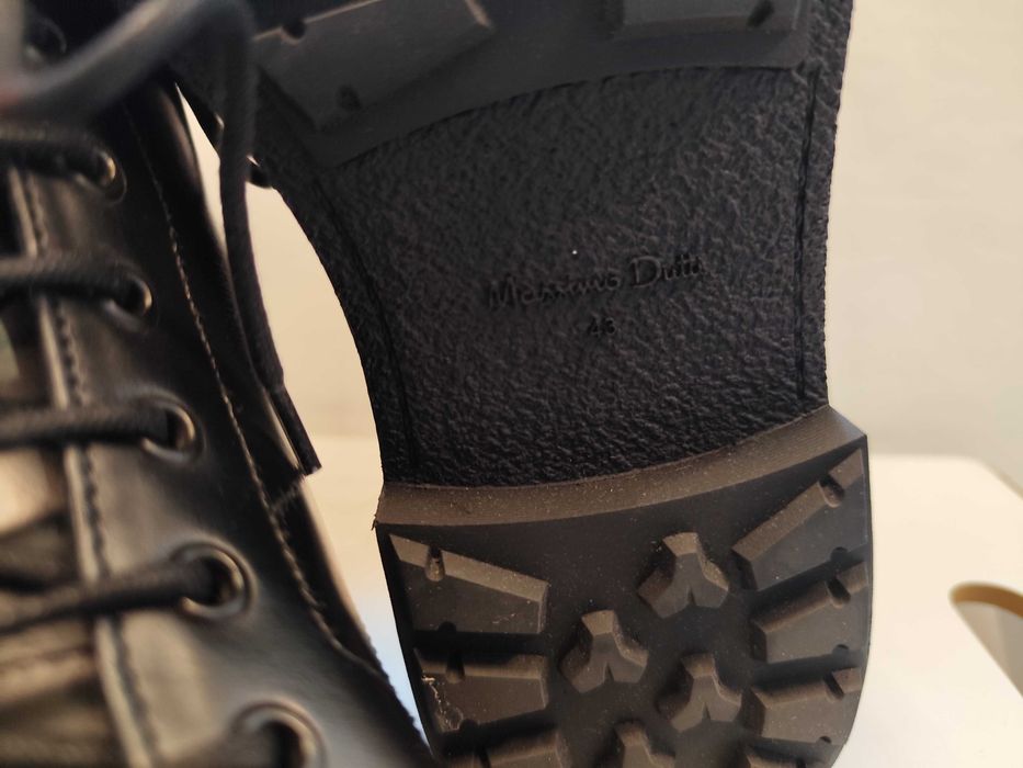 Ghete lace up 43 41 premium Massimo Dutti NOI piele naturala negru