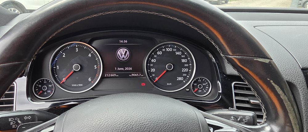 Auto Volkwagwn  Touareg