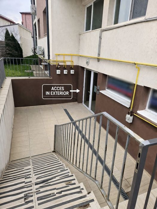 Vand Spațiu Comercial