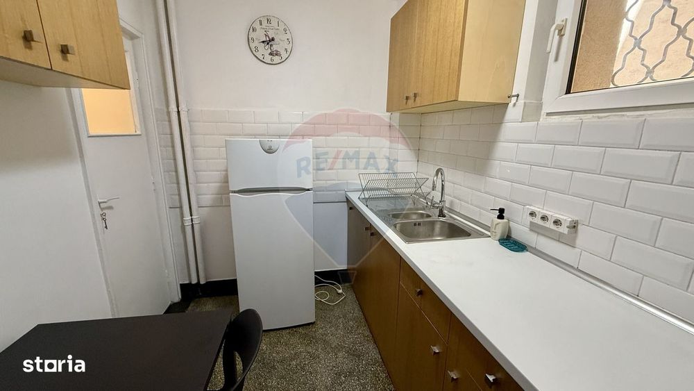 Apartament 2 camere de închiriat | Gara de Nord | 1 minut de metrou