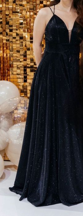 Продам платье на выпускной.