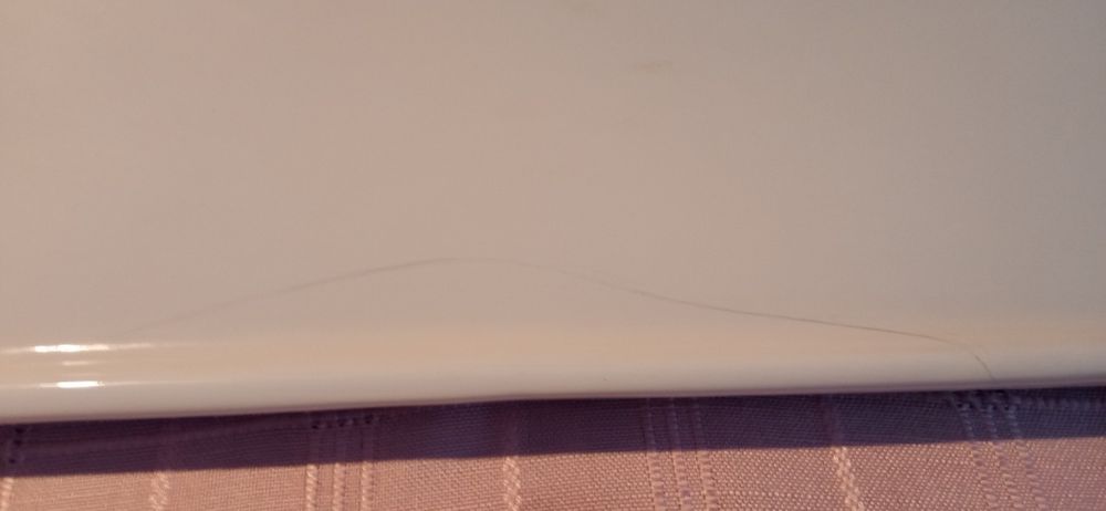 Керамична поличка за баня