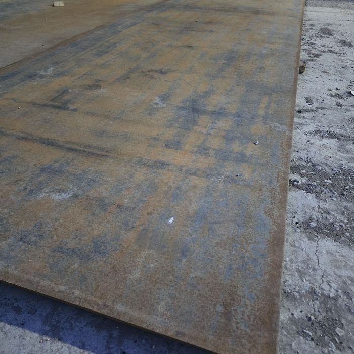 Продаётся стальной лист