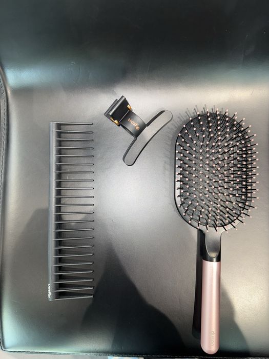 Dyson Perie set