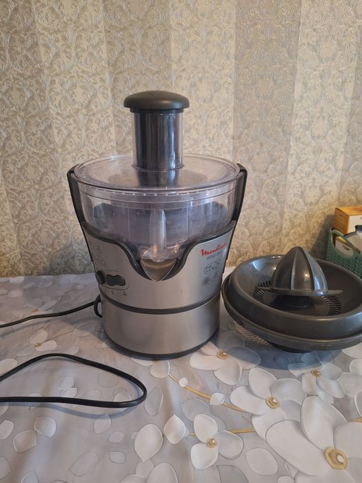 Соковыжималка Moulinex
