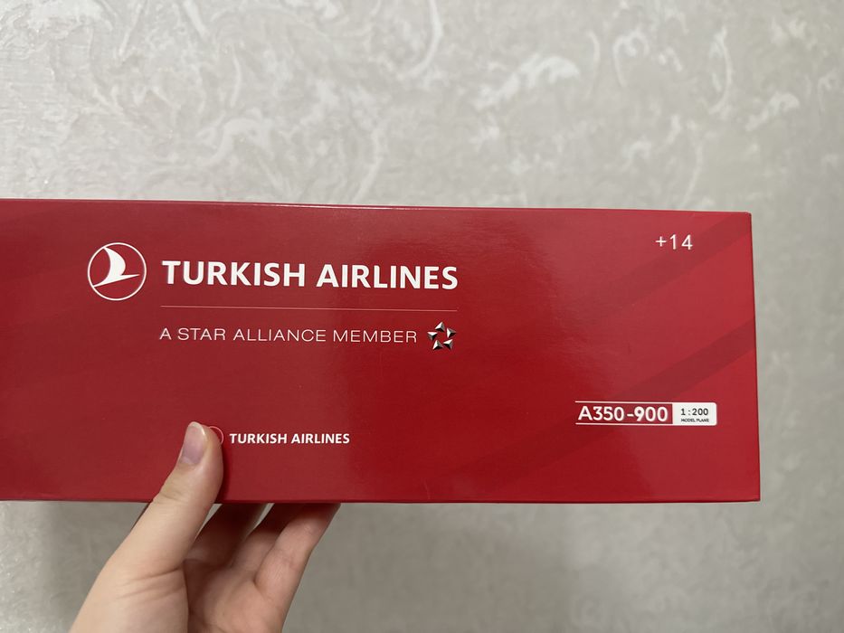 Модель самолета A350