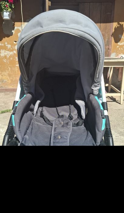 Caruț pentru bebeluși