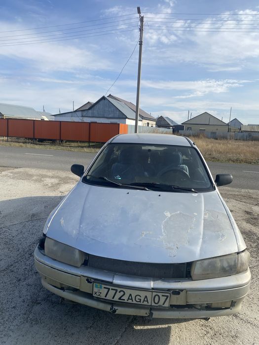 Mazda 323