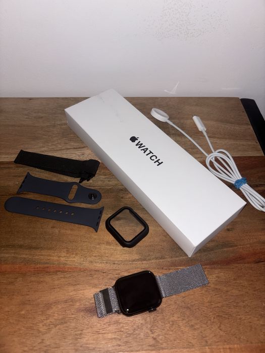 Apple Watch SE model 2024 de 40mm