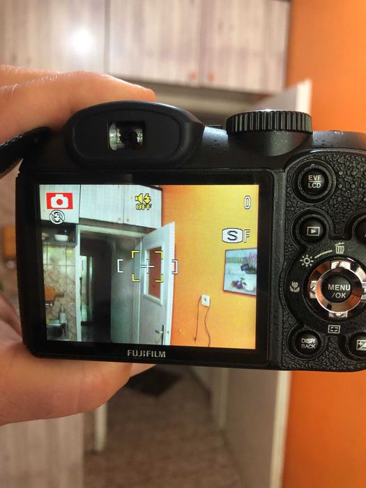 Fujifilm FinePix S2900 -Фотоапарат
