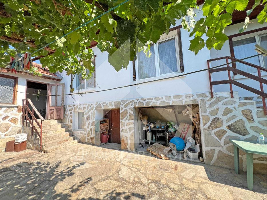 Продава се Къща в с. Войвода, Област Шумен - 105 кв.м за 534 €/кв.м - Снимка #15