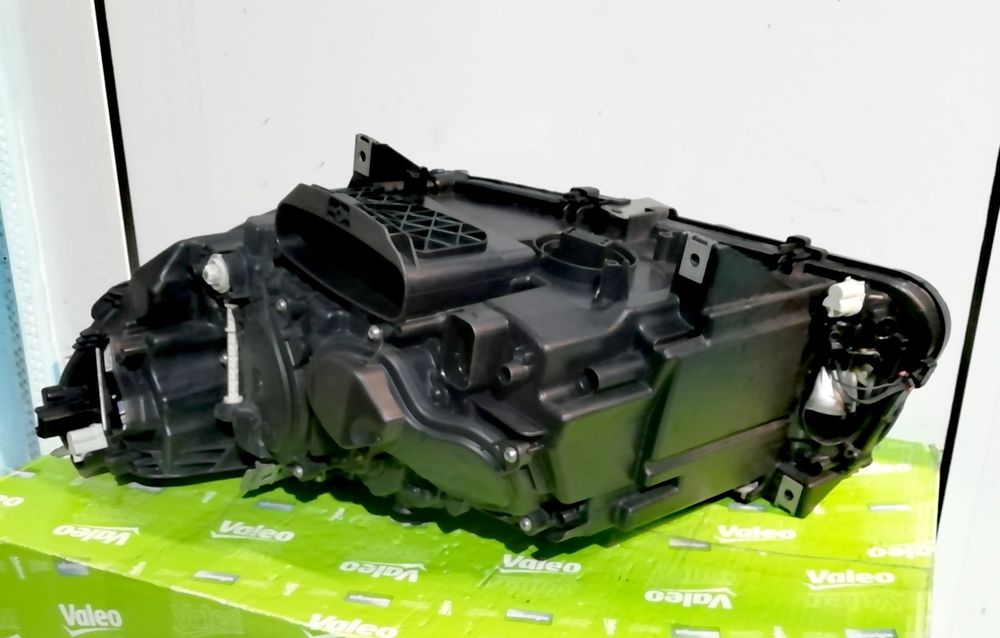 Фар Фарове за БМВ 5ГТ Ф07 / BMW 5GT F07  Adaptive LED LCI.