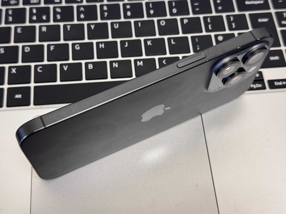 iPhone 15 Pro Max, Black Titanium, 256Gb |Acceptam Schimburi| Cod-G699