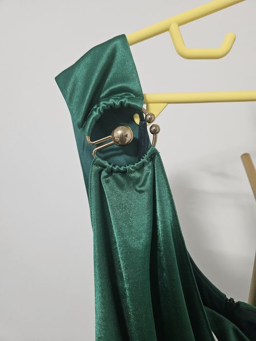 Rochie elegantă tip sirenă