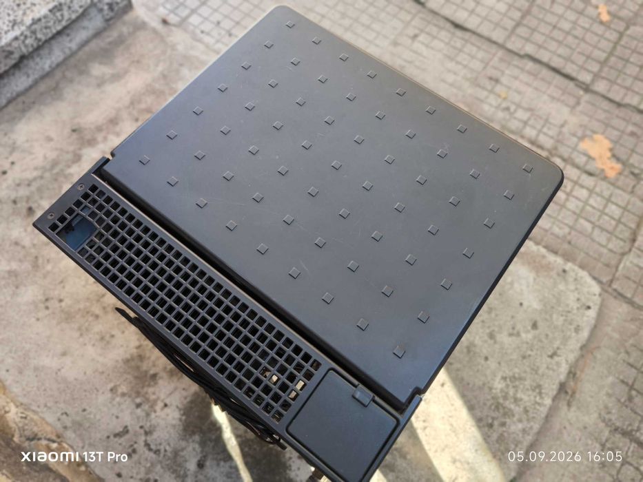 Продавам хладилник DOMETIK  40 l 12v 220v и газ