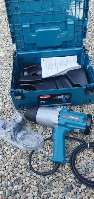 Pistol impact patrat Makita 6906