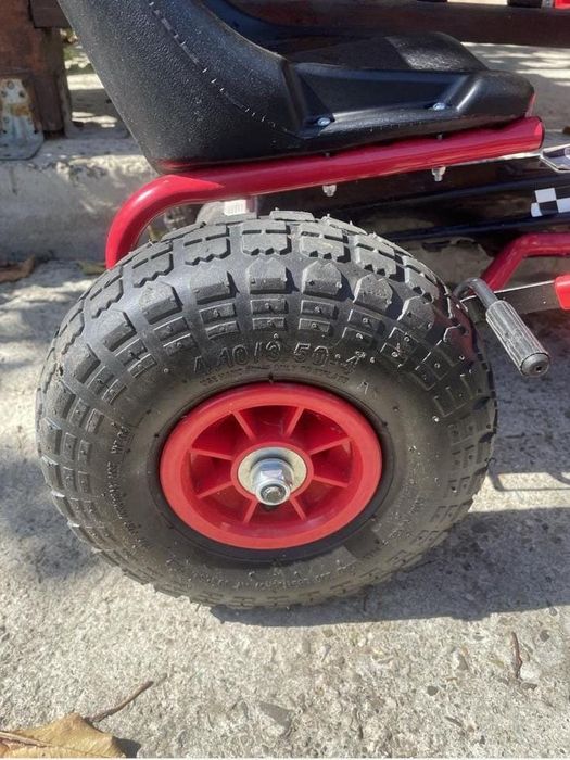 Vand CART ,copii cu vârsta între 6 si 9 ani