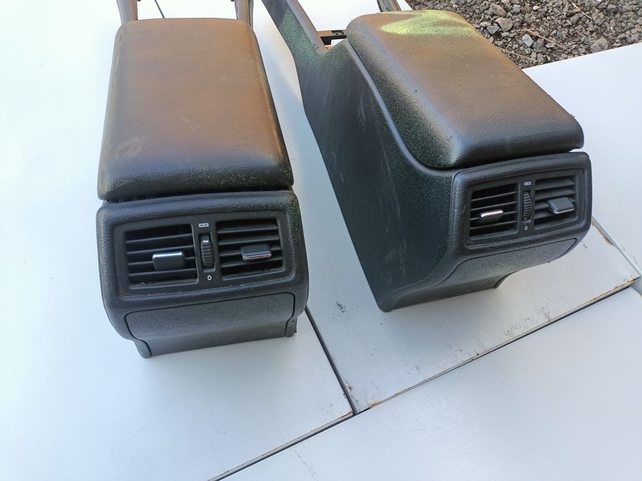 Подлокотник на Мерседес w210