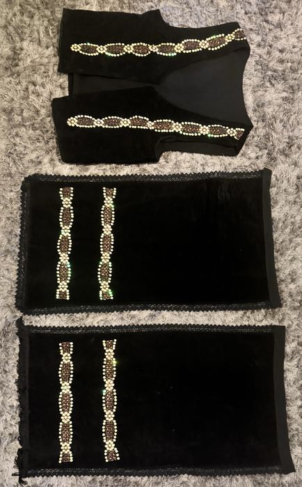 Costum popular nou cu paiete