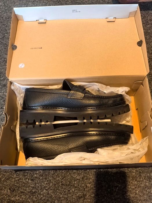 LOUIS VUITTON Hockenheim Moccasin – Black Grainy Leather