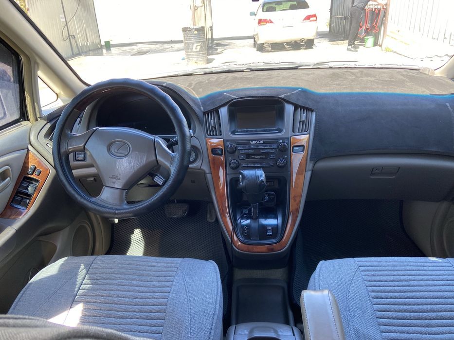 Lexus rx 300 в отлином состоянии