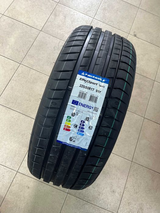 225/50 R17 98Y EffeXSport TH202 Triangle