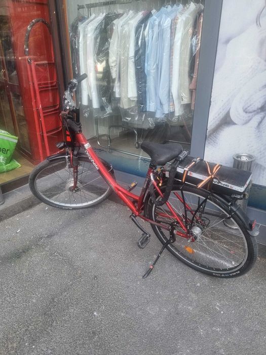 Bicicleta electrica de vânzare .