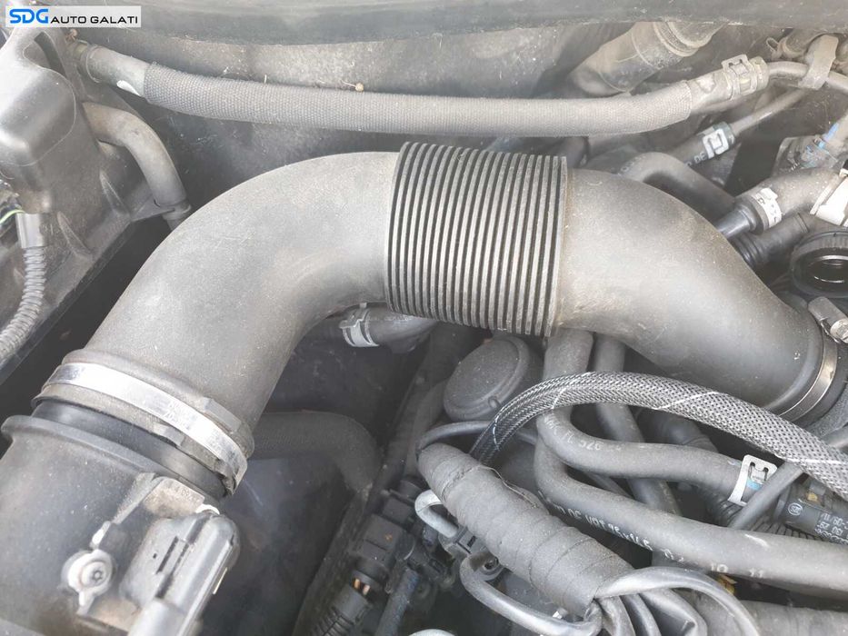 Furtun Conducta Racord Admisie Aer Turbo Turbina Turbosuflanta Audi Q7 3.0 TDI V6 CJGA CJGC CJMA 2010 - 2015 Cod 4L0129628D [C6321]