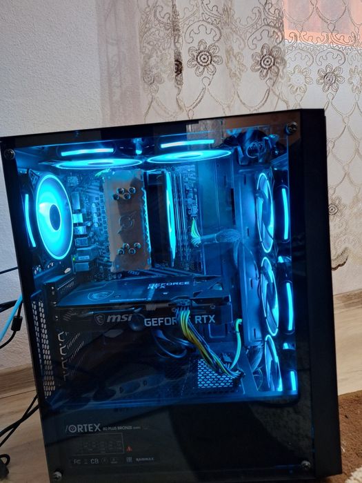 Se vinde PC GAMING