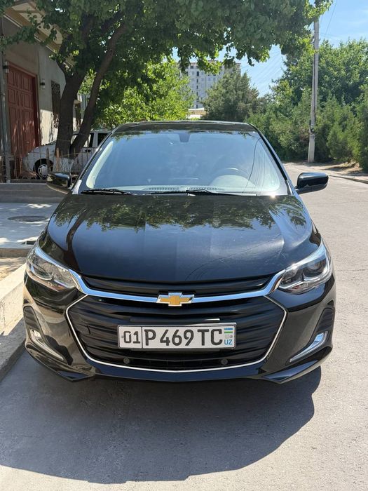 Продаётся chevrolet onix turbo premier