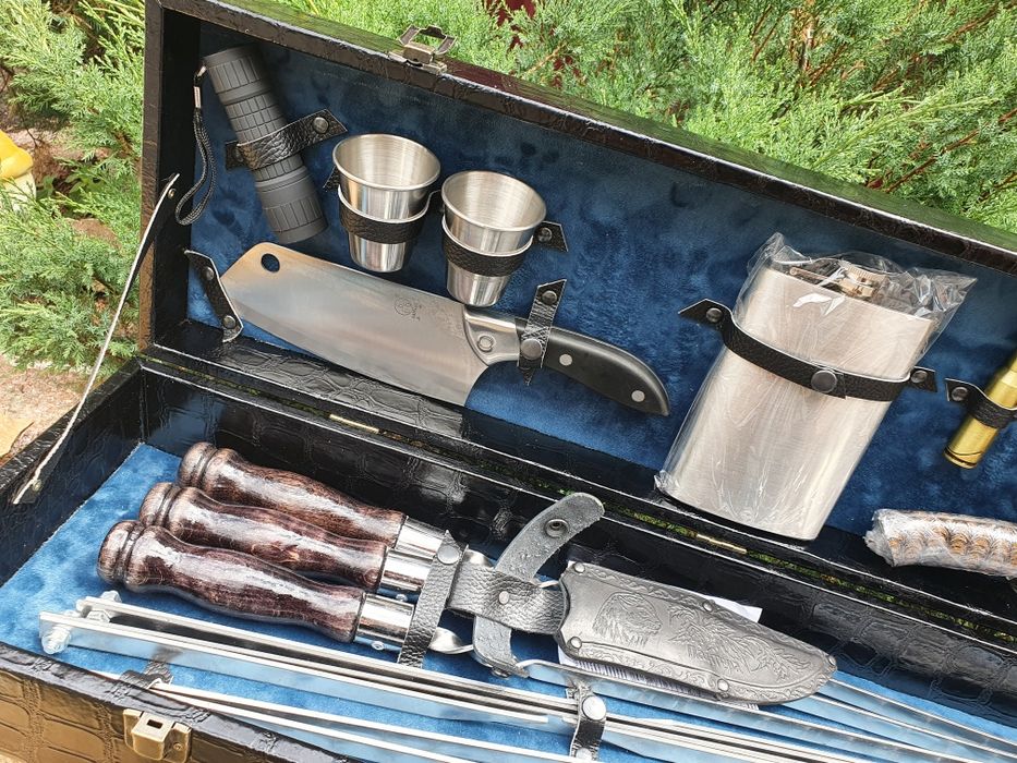 Шашлычный набор Ирбис Вип в кейсе.