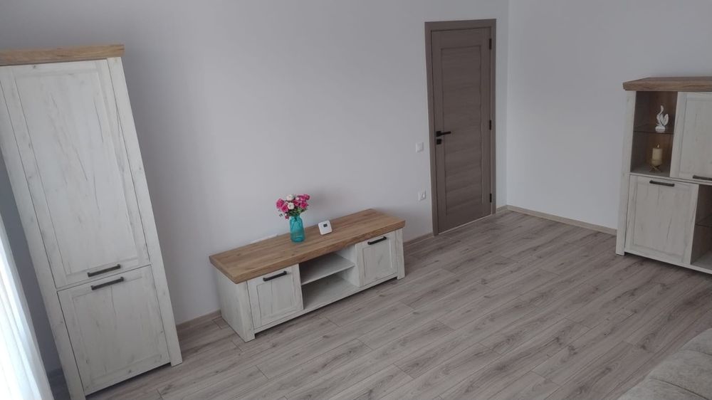 Apartament 2 camere de închiriat