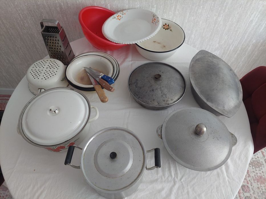 Кухонная посуда в кафе,на дачу...