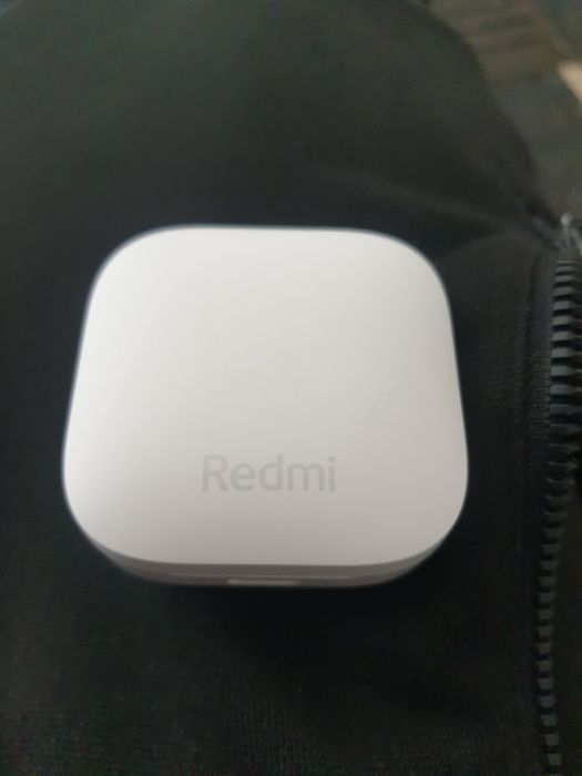 Vand casti redmi