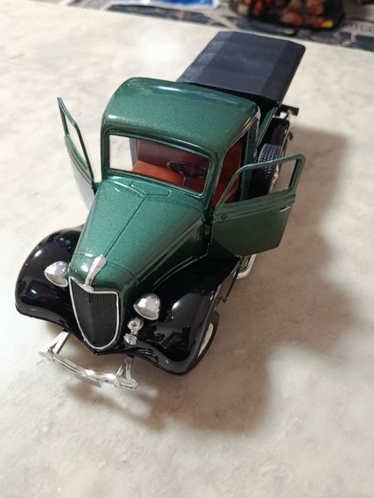 Колекционерски Пикап 1/19