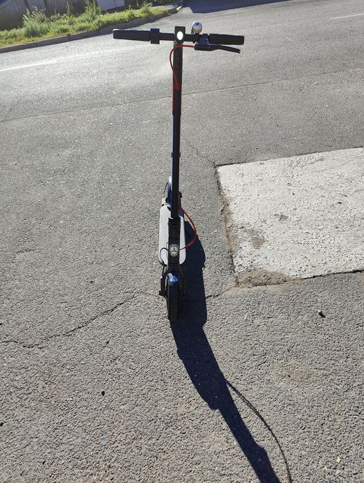 Продам самокат Xiaomi m 365