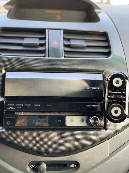 Pioneer Carrozzeria AVIC 9900