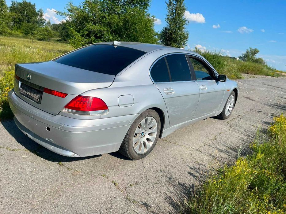 Продам Bmw 735 Не расстаможена.