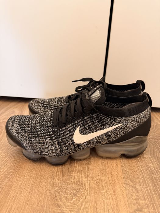 Маратонки NIKE Flyknit Vapormax 3 размер 45