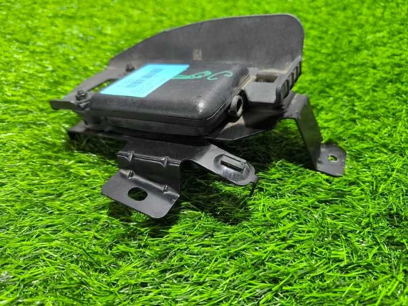 Датчик слепых зон Hyundai Elantra AD прав. (б/у)