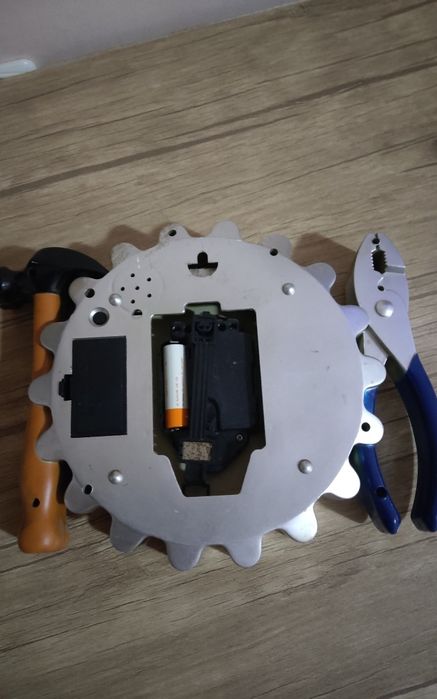 Часы настенные .