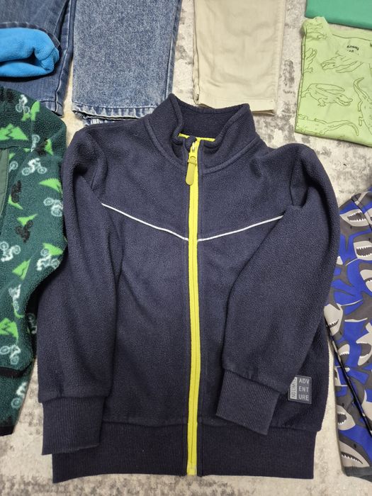 Lot haine copii marimea 116 (pantaloni,geaca,polar,hanorac)