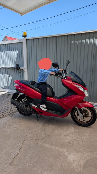 Скутер Honda pcx 150