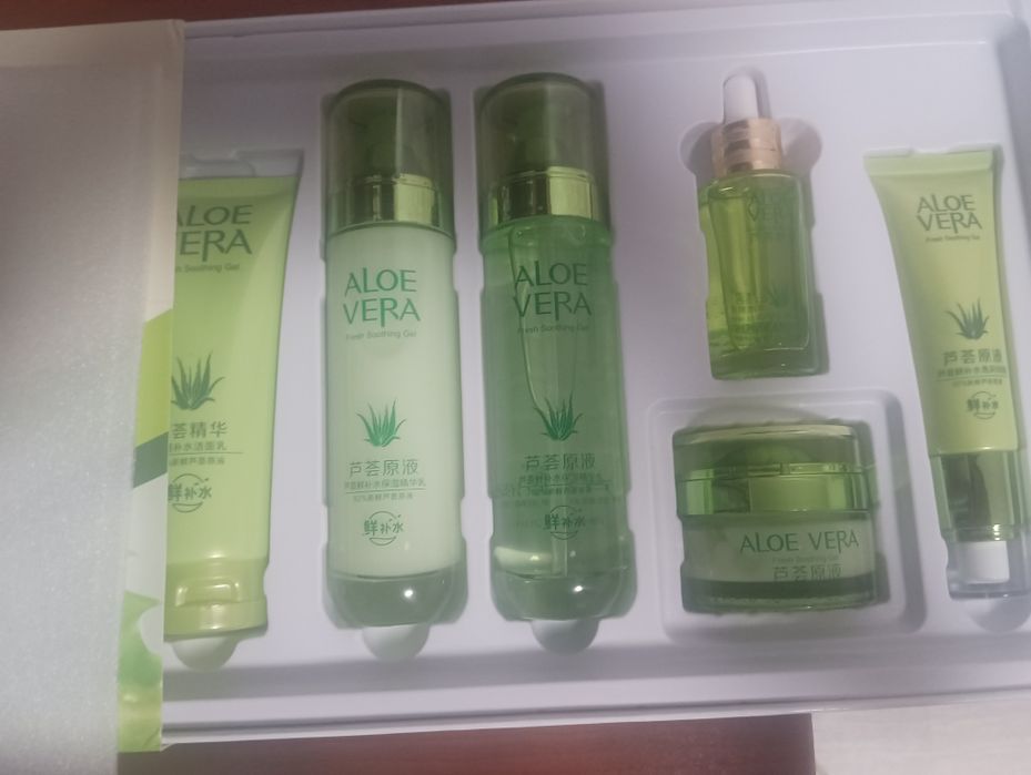 Продам набор уходовой косметики