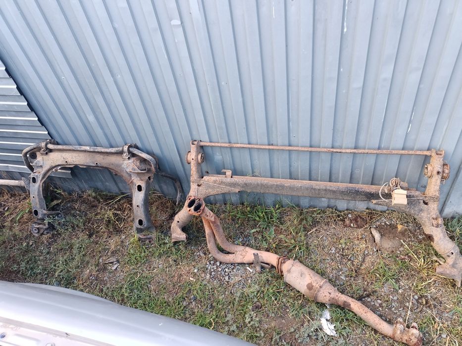 Продам б/у запчастей на Ауди Б4