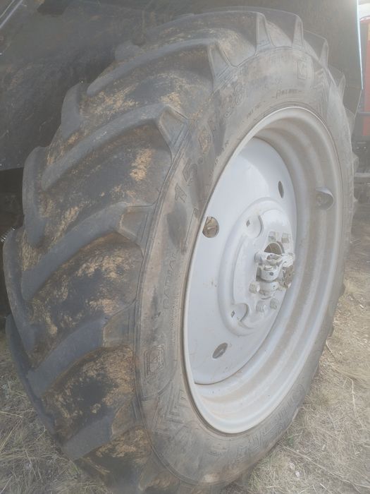 продам шины в комплекте задние на мтз