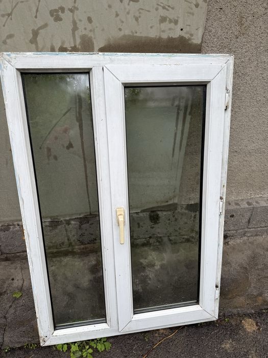 Поастиковое окно